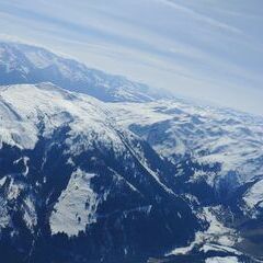 Flugwegposition um 13:53:04: Aufgenommen in der Nähe von Gemeinde Jochberg, 6373 Jochberg, Österreich in 2550 Meter